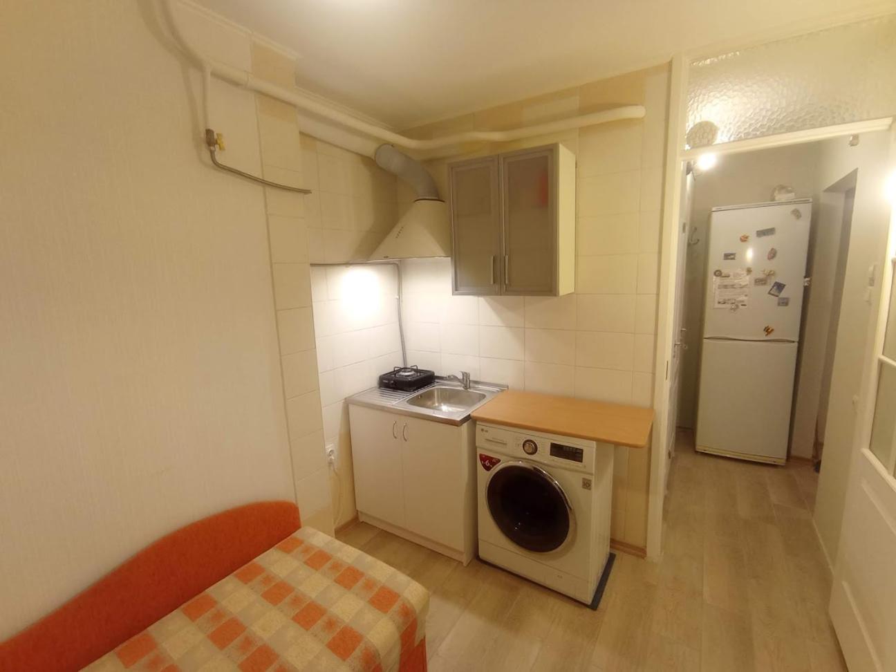 A Comfortable 18M Room With Balcony ทาลลินน์ ภายนอก รูปภาพ